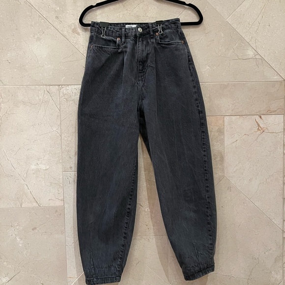 ZARA BALLOON JEAN Size 2 US - Picture 2 of 4